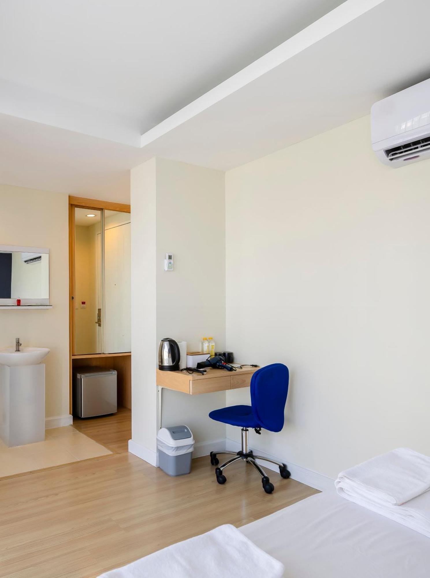 Hotel Gp House Express Sukhumvit 81 à Bangkok Extérieur photo