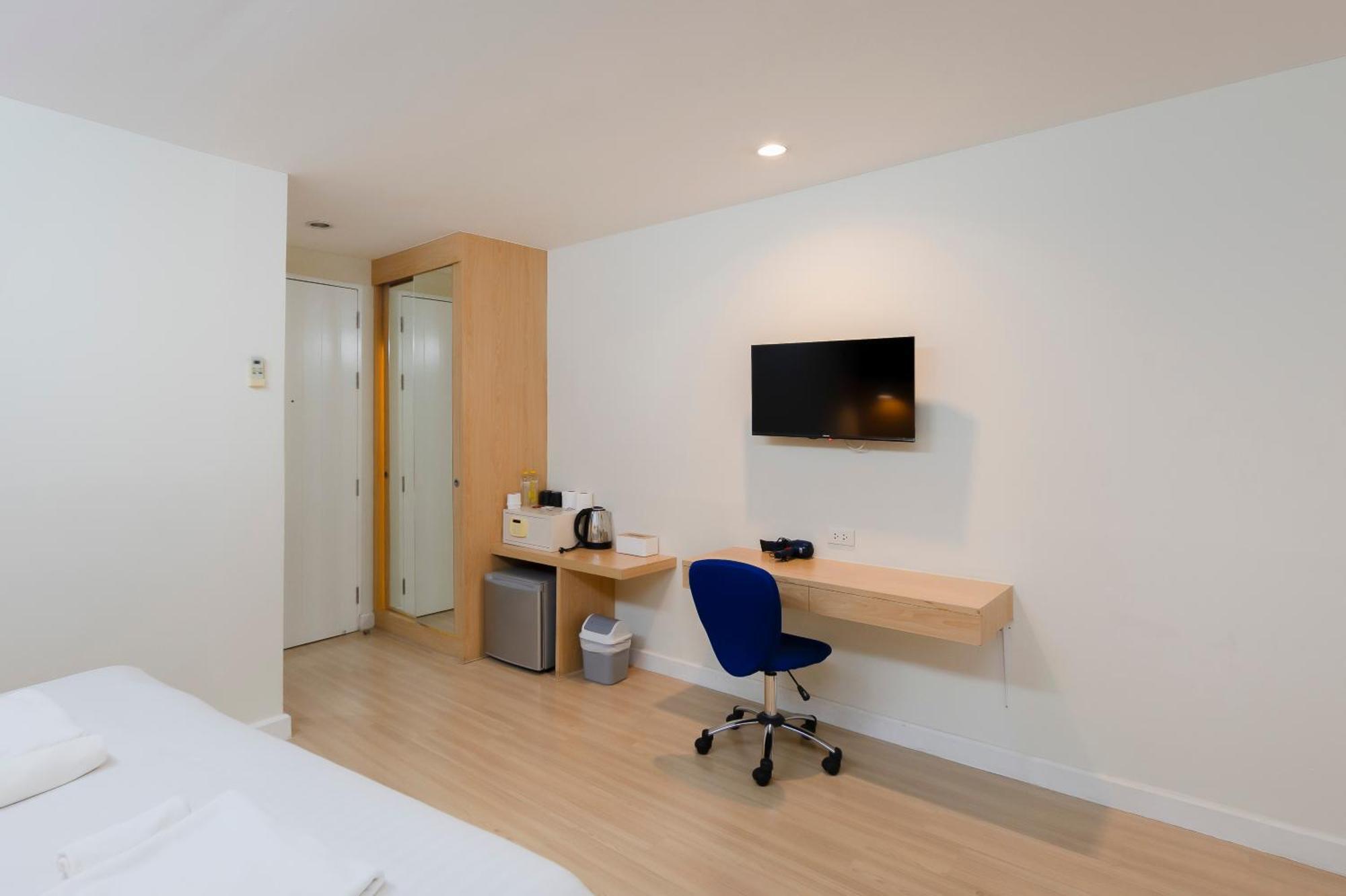 Hotel Gp House Express Sukhumvit 81 à Bangkok Extérieur photo