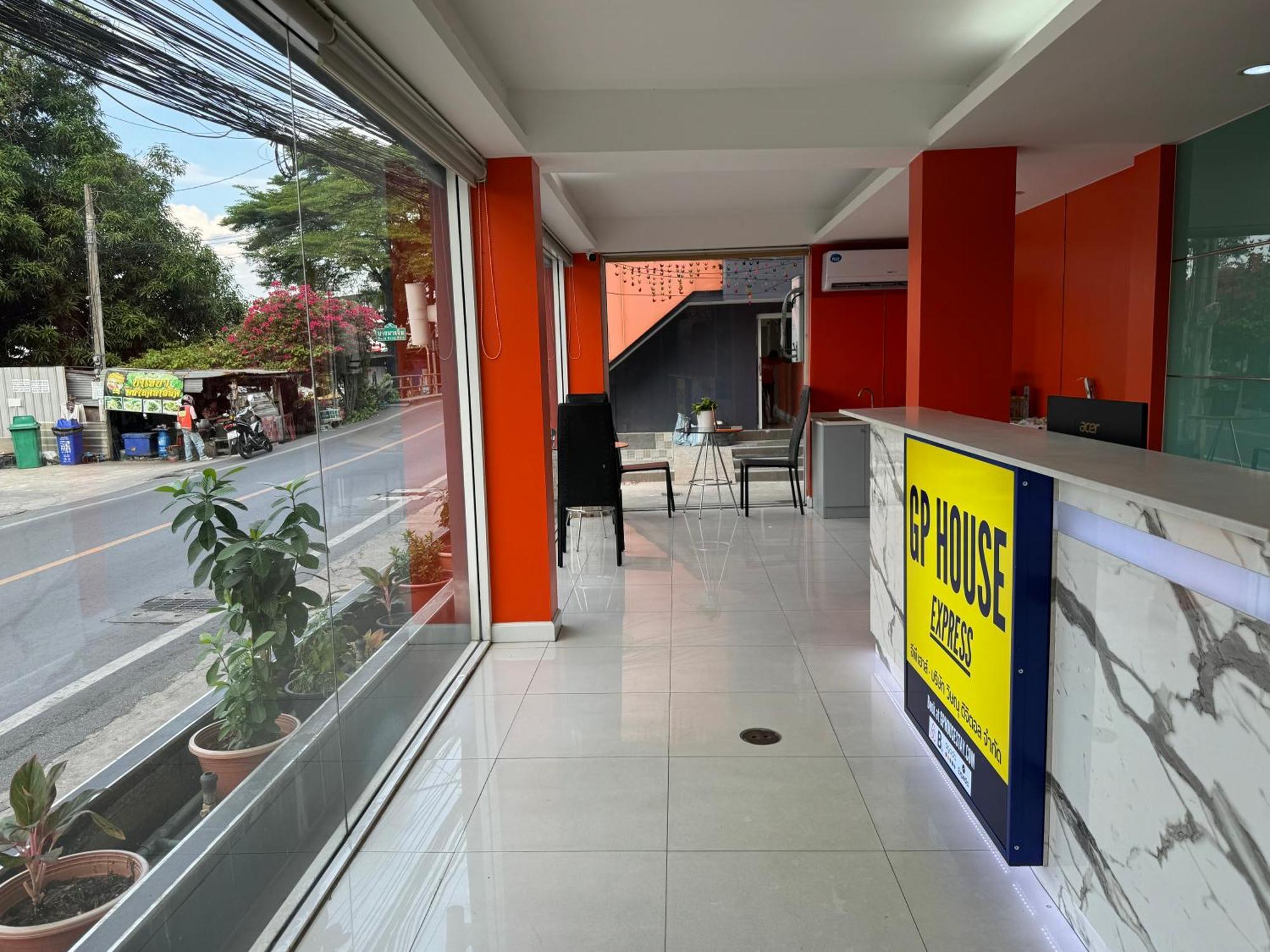 Hotel Gp House Express Sukhumvit 81 à Bangkok Extérieur photo