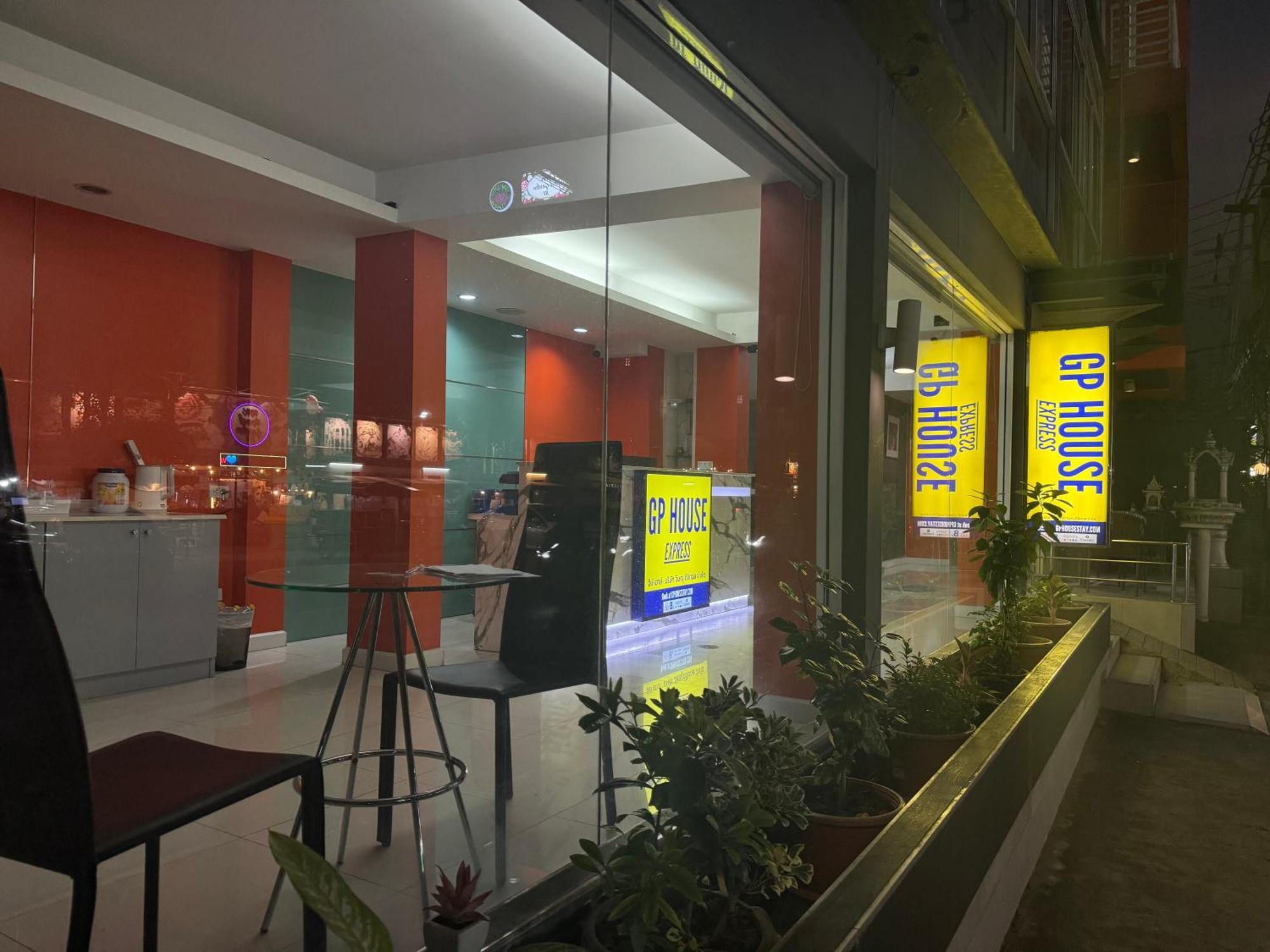 Hotel Gp House Express Sukhumvit 81 à Bangkok Extérieur photo